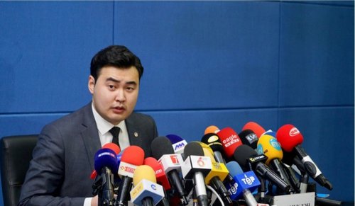 АТГ: 135 автобусны арлын дугаарыг завсарлаж мөнгө угаасан